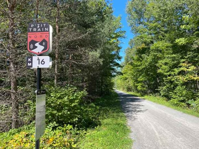 Ptit-Train-du-Nord-16km-marker